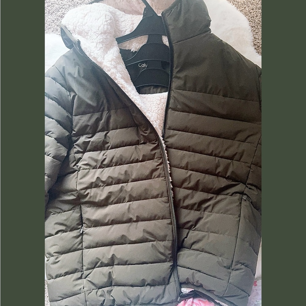 Calvin Klein Women's Olive Puffer Jacket
